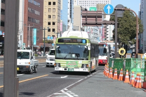 広電バスＣＮＧ・ノンステップ車